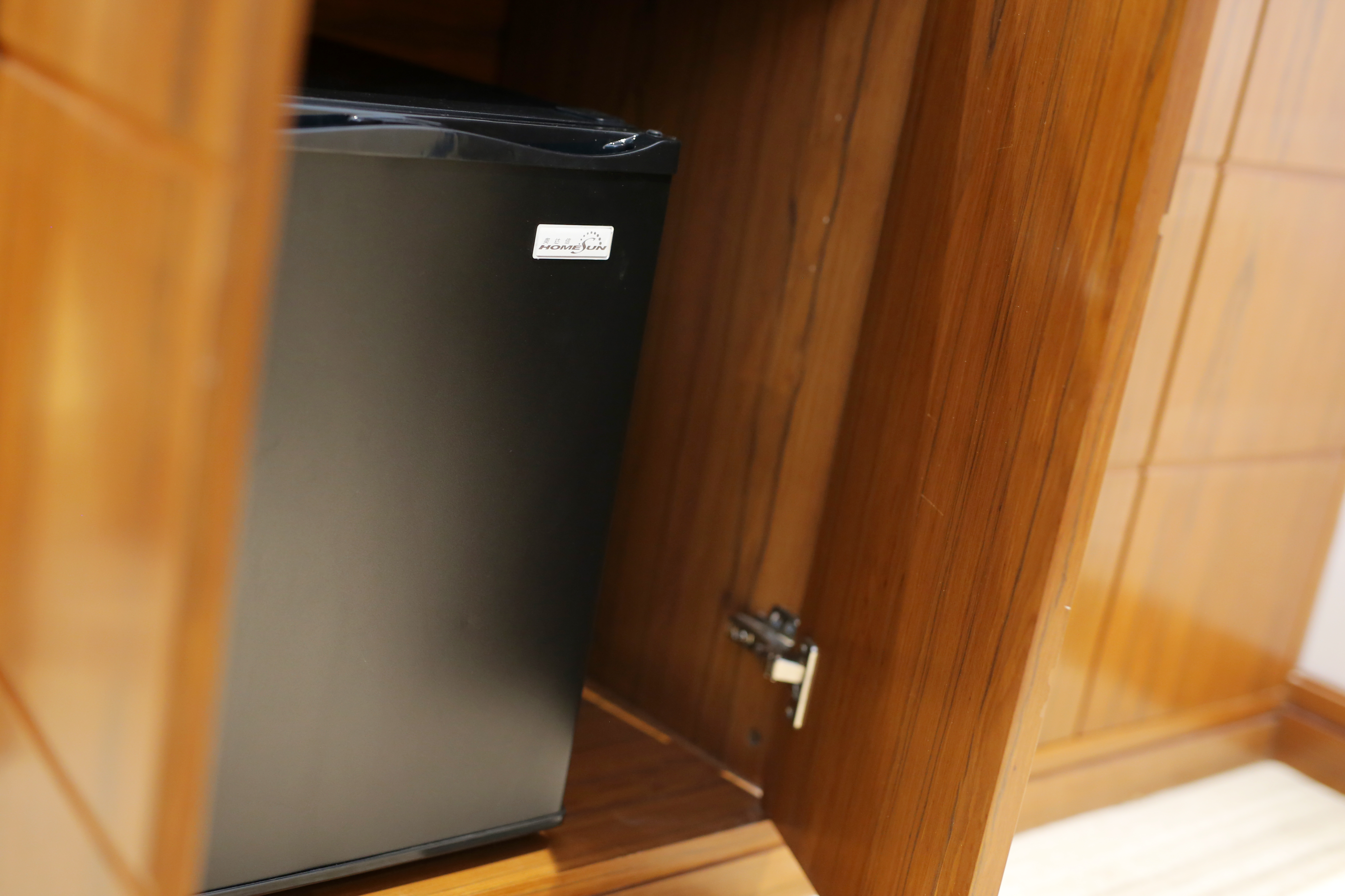 豪华标准间（超大房间+浴缸+智能马桶）