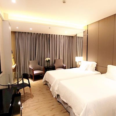 標準雙人房（雅緻雙床+舒適床品） 梅州華美達酒店優惠