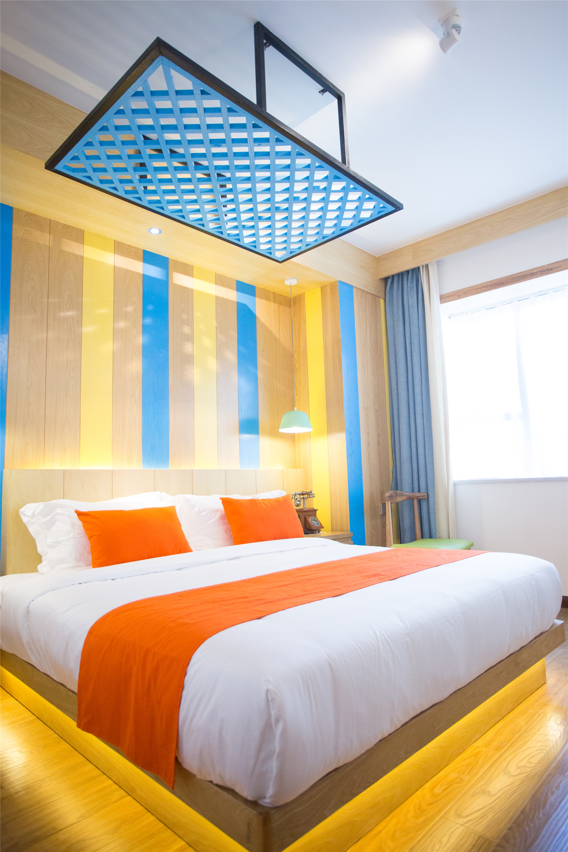 榴花安居大床房