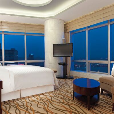無敵湖景超廣角總統套房·享玄武湖紫金山日出金陵城景 南京金茂威斯汀大飯店優惠