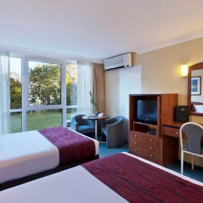 大床和單人床房 高山汽車旅館優惠