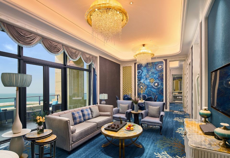 Wanda Vista Qingdao Oriental Film City HotelChairman Suite