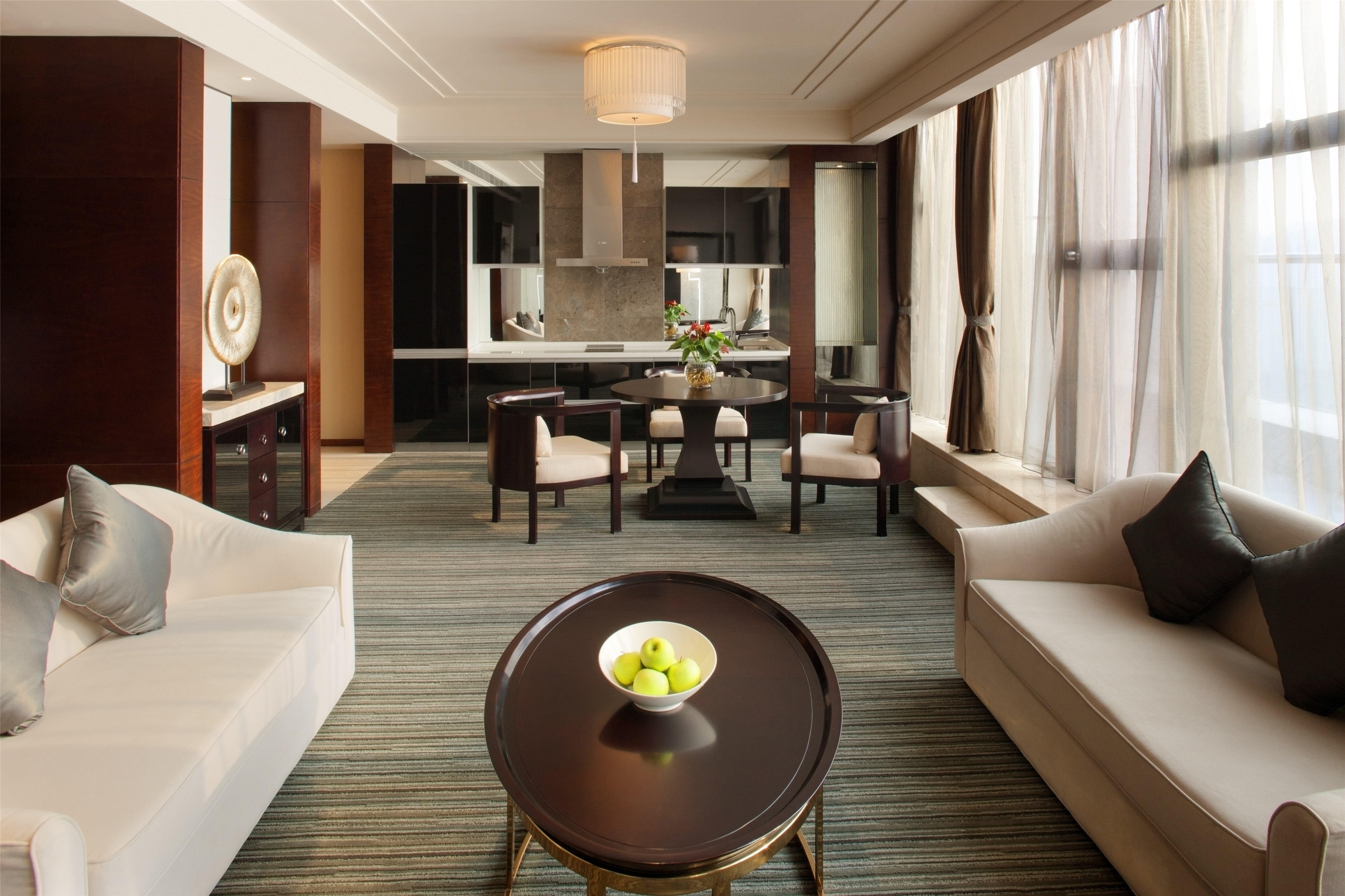 单间复式套房（带阳台）