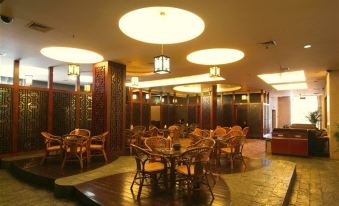 Four Seasons Goldensun Hotel