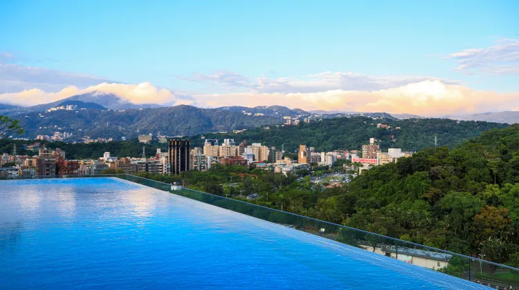 ルネッサンス タイペイ シーリン ホテル 外観