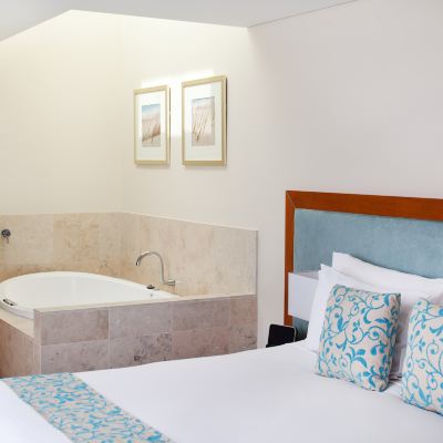 One Bedroom Villa with Park View Seashells Mandurah Promo Code