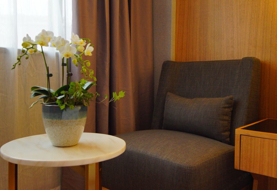 柏合高级大床房