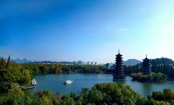 Yeste Hotel (Guilin Two Rivers Four Lakes Yushan Park)