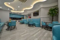 Kaiyuan Liju Hotel (Dalian Railway Station Zhongshan Square Subway Station Branch)