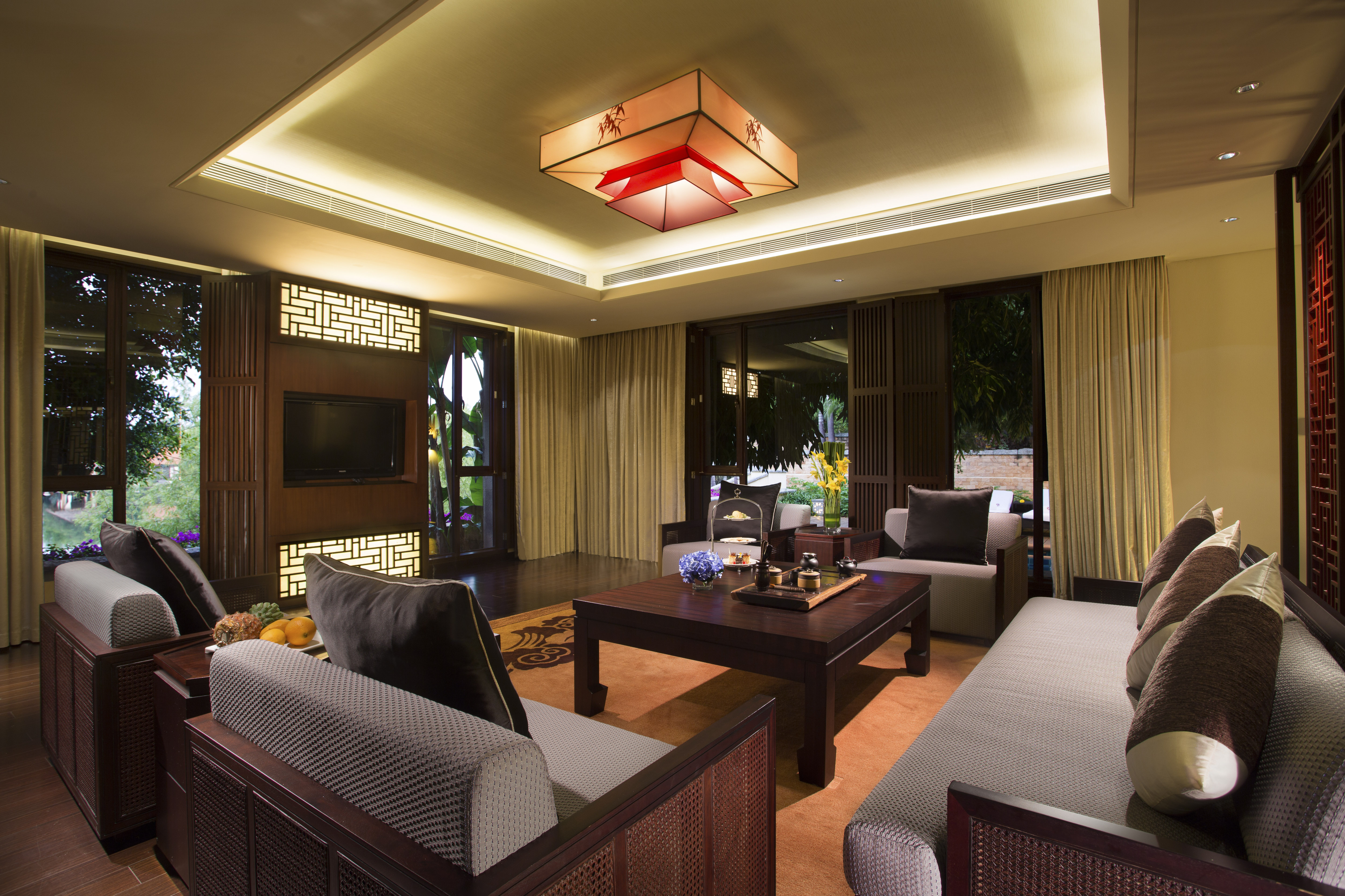 四卧泳池文华套房