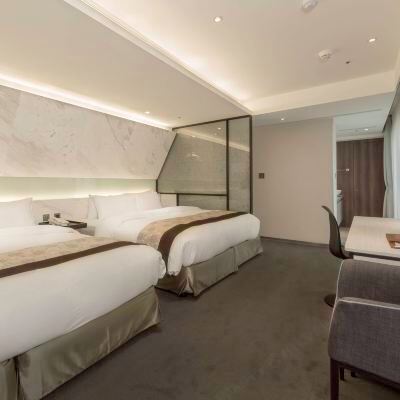 豪華家庭房 台北洛碁大飯店-松山館優惠