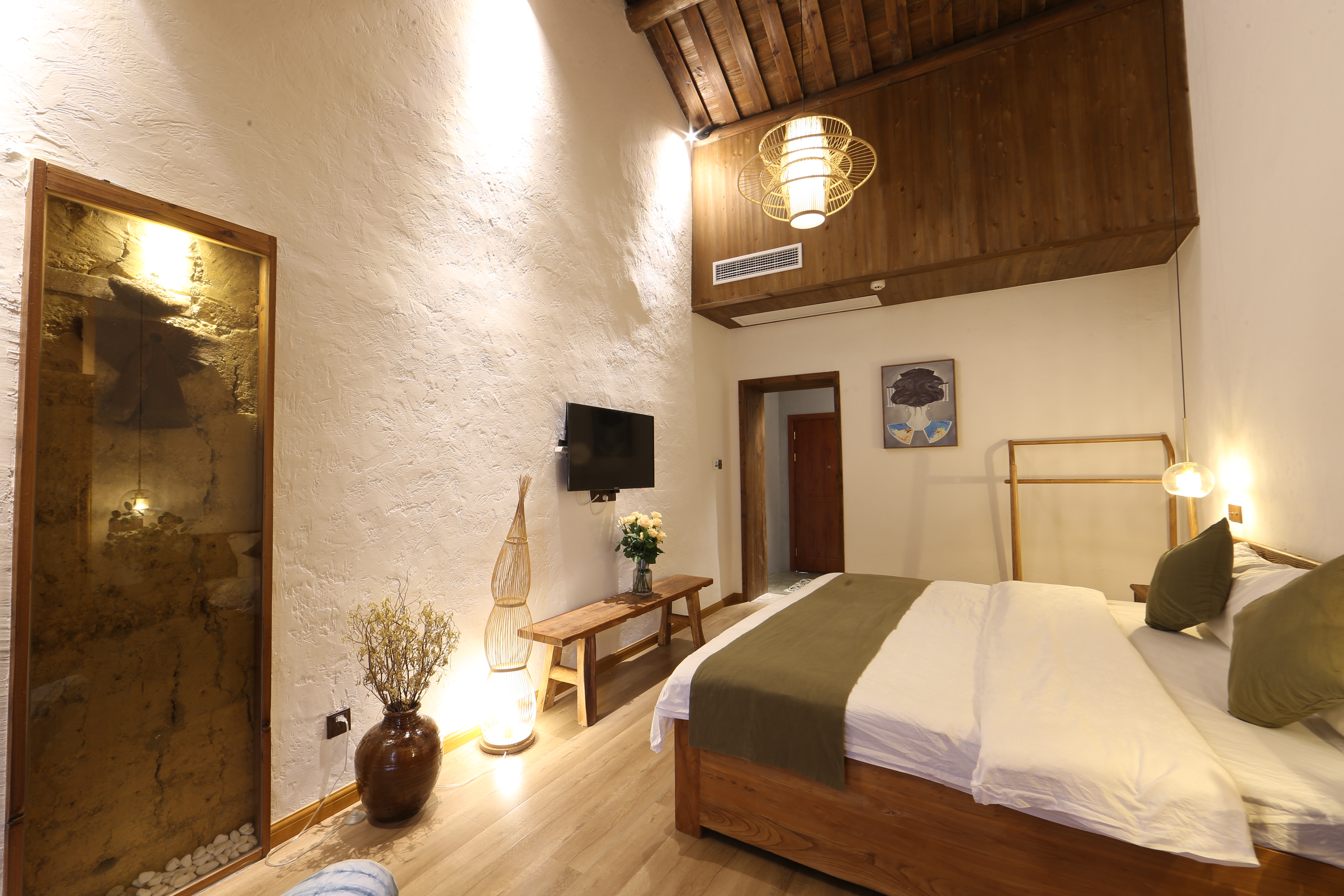 Light Snow Double Bed Room (East Garden With Private Balcony)