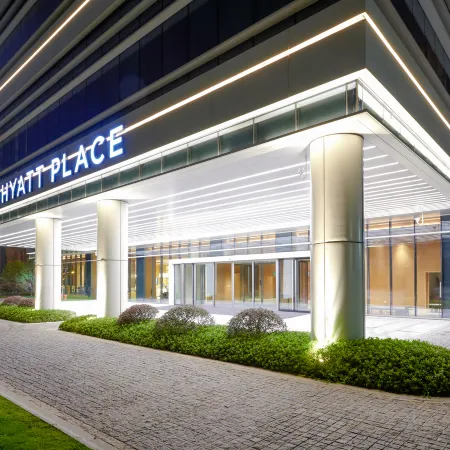 Hyatt Place Deqing Отели в г. Дэцин