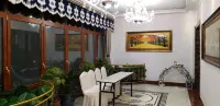 Fengzhen and Fenglou Inn