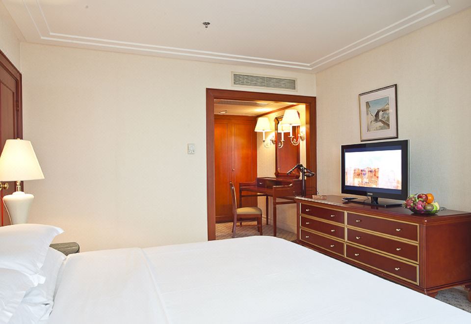 Sheraton Nanjing Kingsley Hotel & TowersExecutive Suite