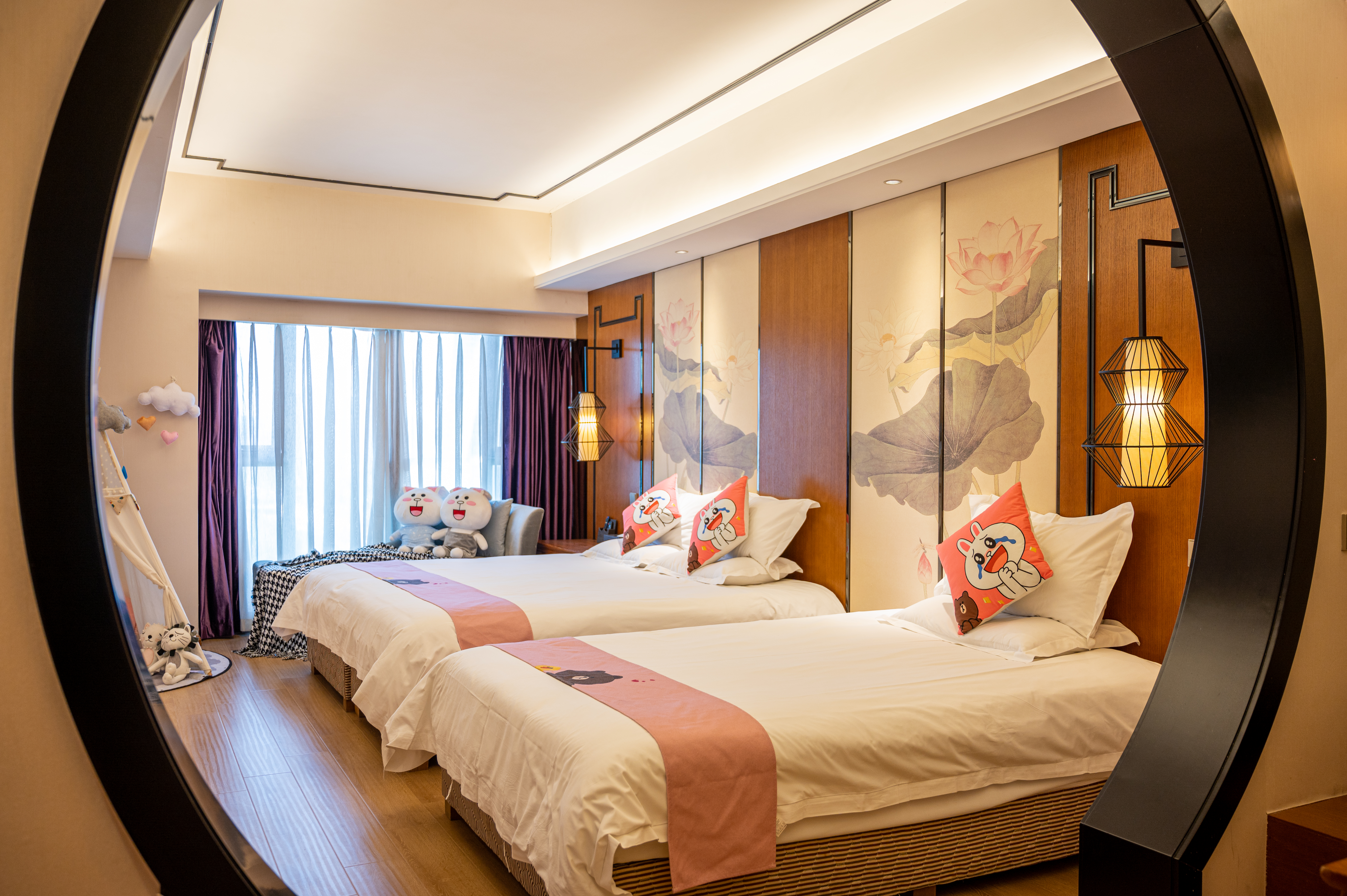 尊享家庭套房（独立会客&小童娱乐空间）