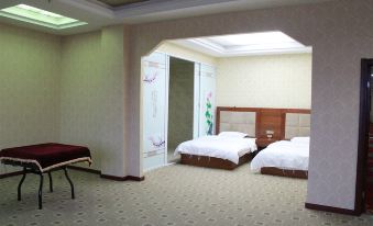 Fuxing Business Hotel