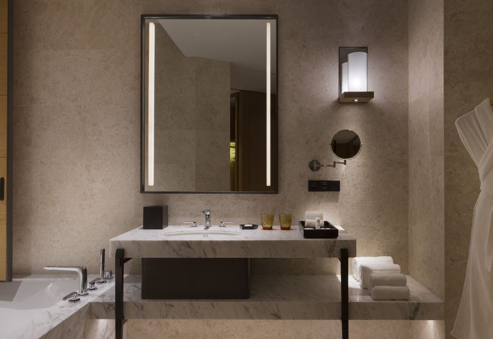 海洋探索大床客房| 180°海景