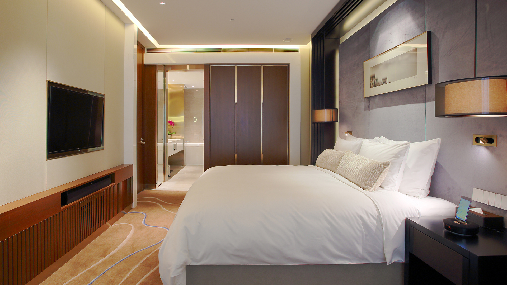 家庭尊荣城景套房