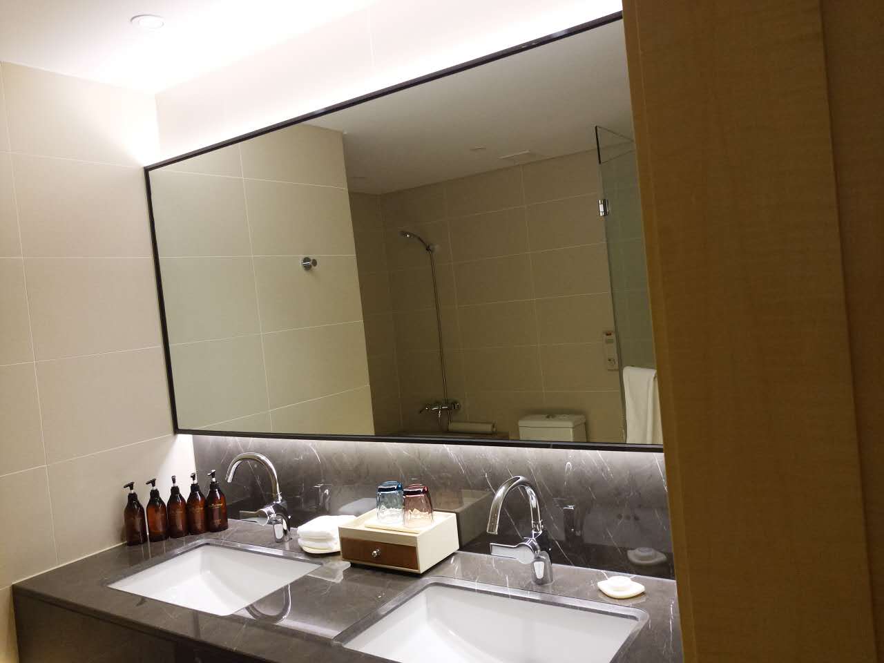 舒雅·宁静亲子房（小童玩具+温润加湿器+豪华浴缸）