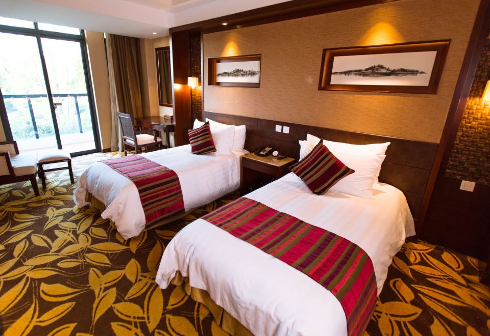 Guestroom (2 Beds) (Balcony)