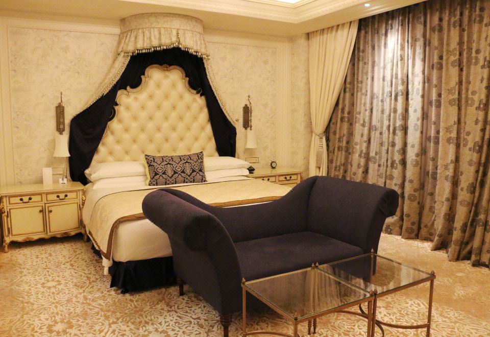 the Castle Hotel, A Luxury Collection HotelCastle Suite