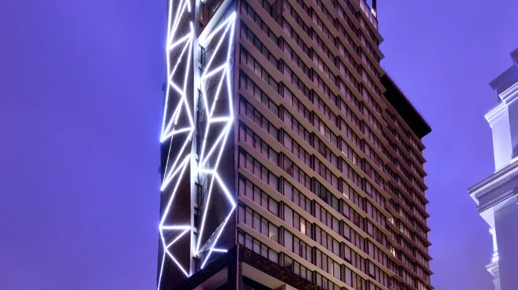 Mövenpick Hotel Colombo Exterior