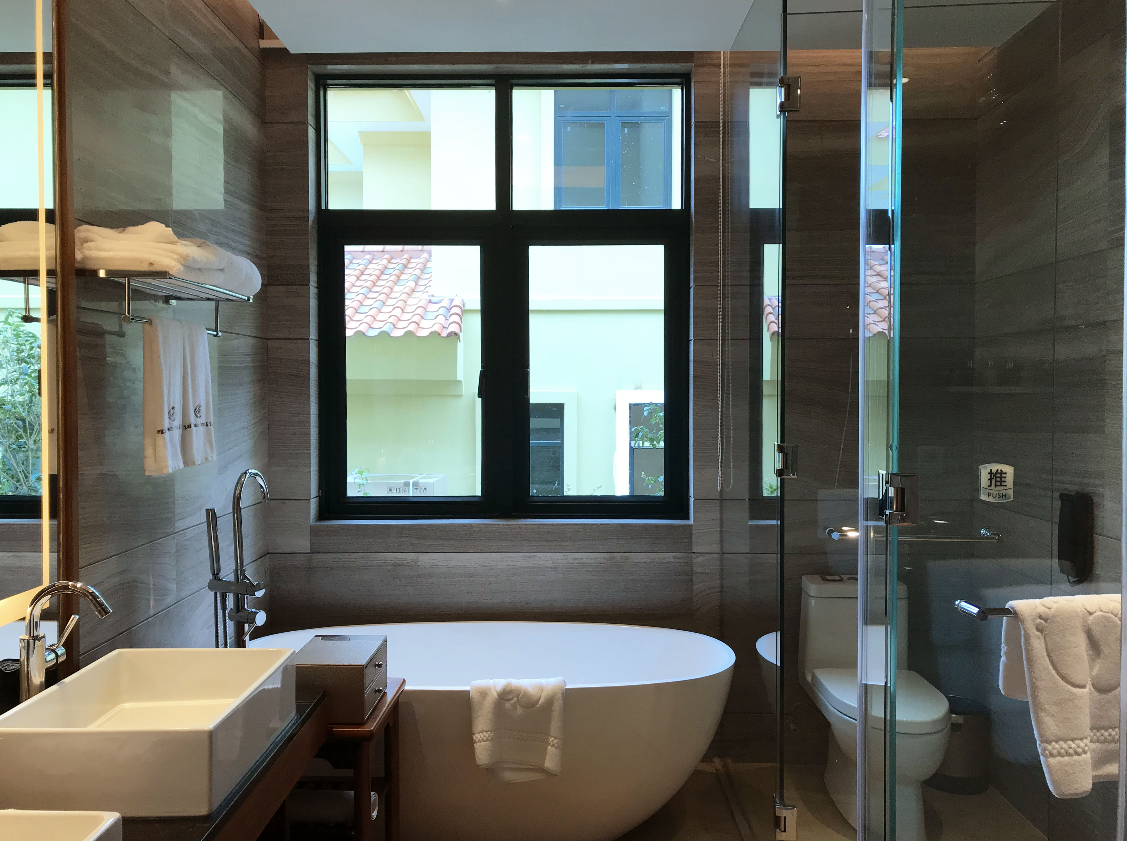 Regal Palace Hot Spring Hotel Guangzhou伴山别墅三房V1-独立泳池-私家泡池-麻将房-私家花园