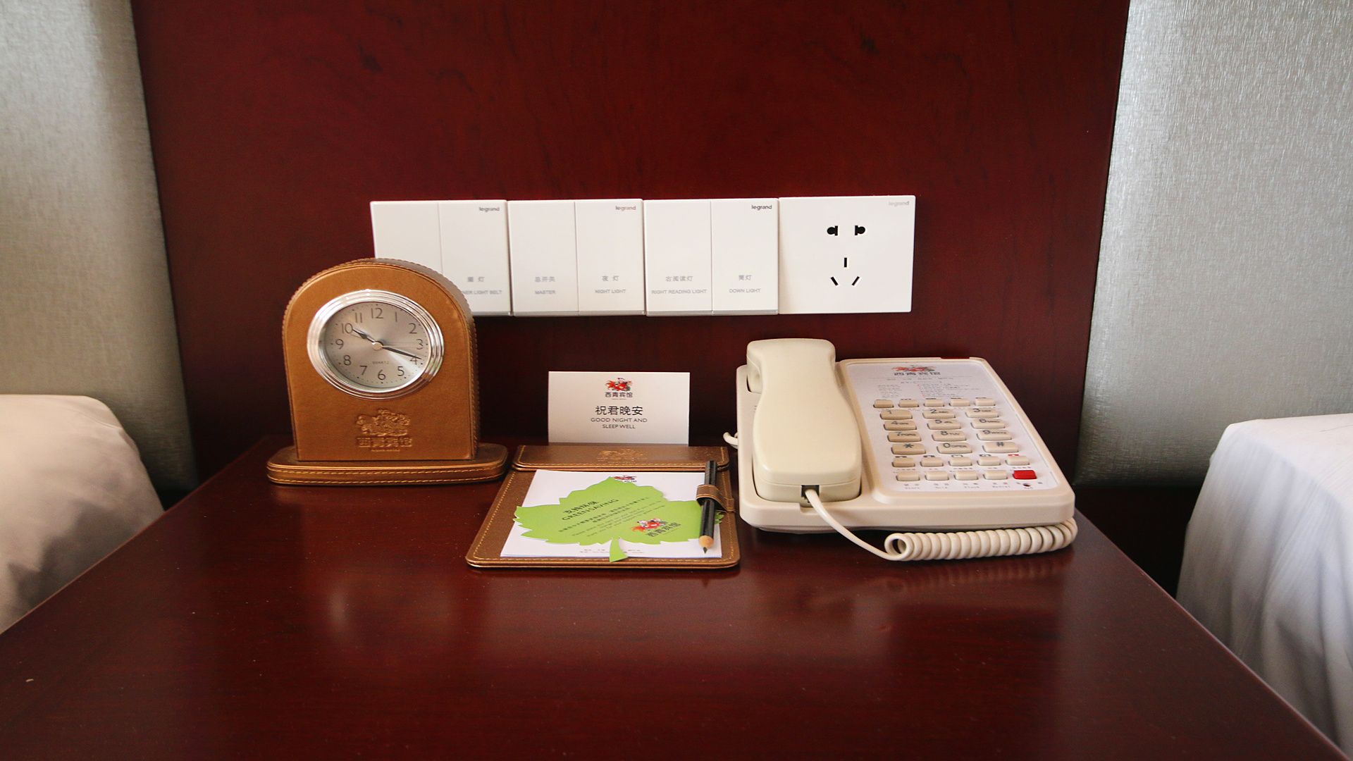 御河观景大床房丨河景