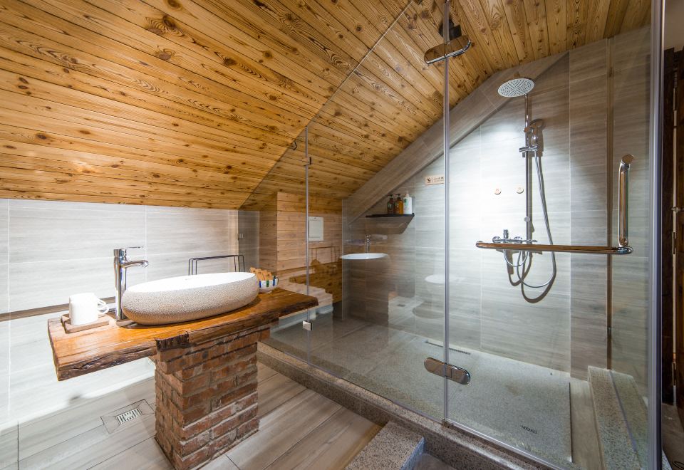 Xiangtu Stories ManorForest Loft Suite (Bathtub)