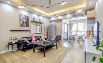 Suiyu Light Luxury Apartment