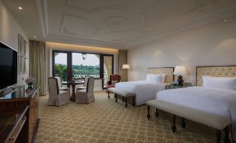 Wyndham Grand Plaza Royale Lake Crouching Dragon Resort Nanjing