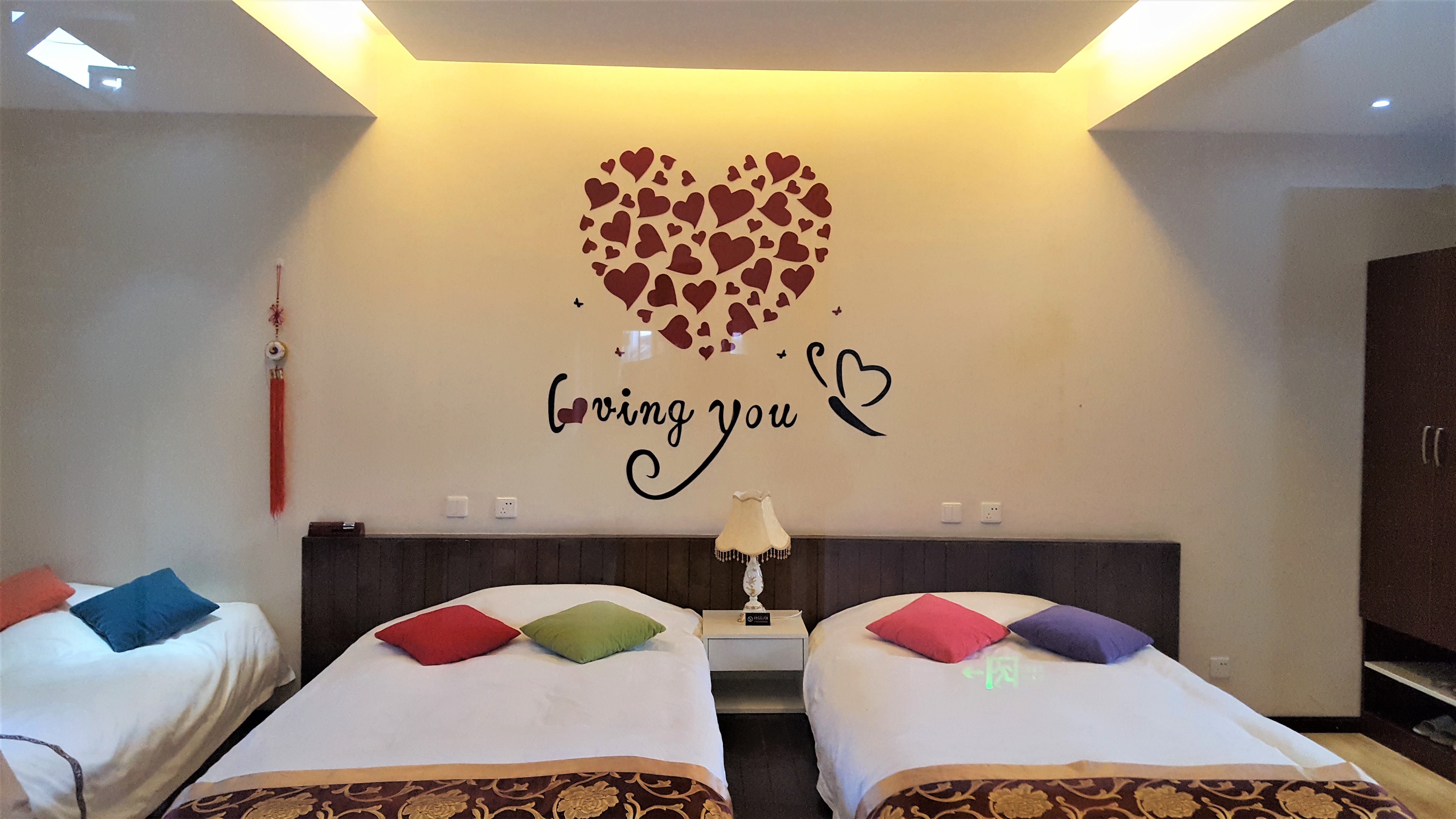 温馨三人間（308）