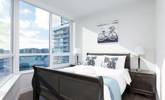 Cozyliving Apartment (Richmond Lansdowne Centre Area)