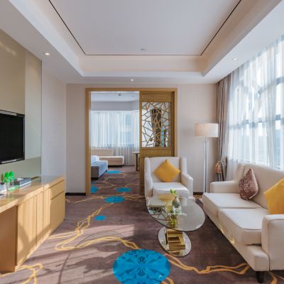 KingBed典雅行政套房 台山禾酒店優惠