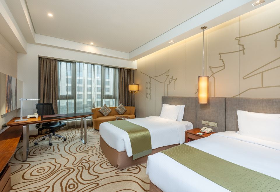 Holiday Inn Shanghai HongqiaoHoliday Deluxe Room (2 Beds)
