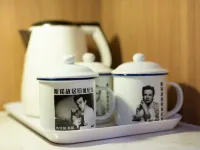 Beijing Zhong'an Hotel ( Near metro,Tian'anMen,Forbidden City.  tourism service)