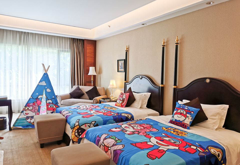 超級飛俠酷芽親子豪華房