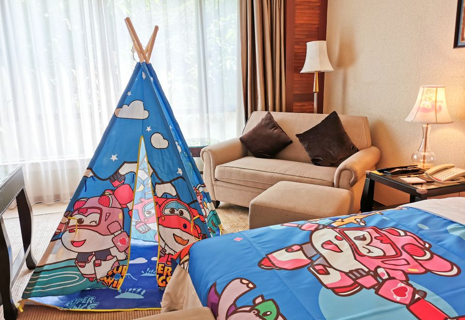 超級飛俠酷芽親子豪華房