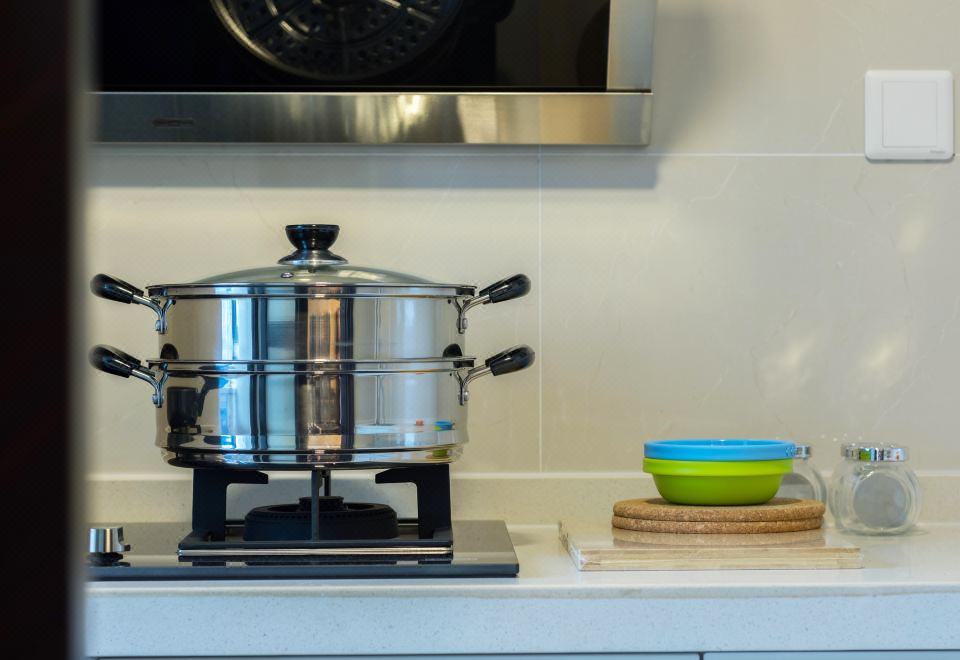 行政双床三人房（乳胶床垫+阳台+晾衣杆+小冰箱）