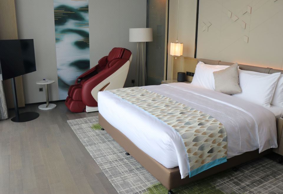 高尔夫湖景?行政套房