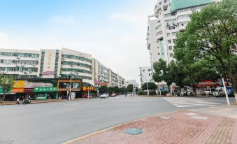 Pebble Motel(tianyi store)