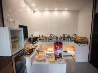 Feifan Boutique Hotel (Jiaozuo High-Speed Railway Station Wangfujing)