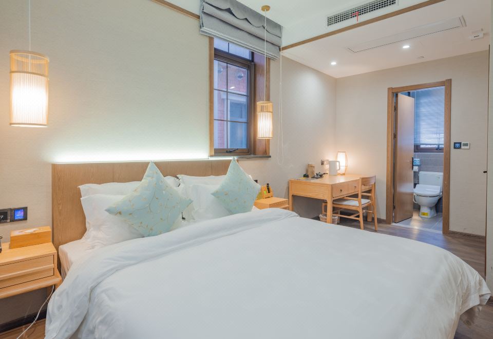 民國風商務大床房 【深眠床品+乾濕分離】