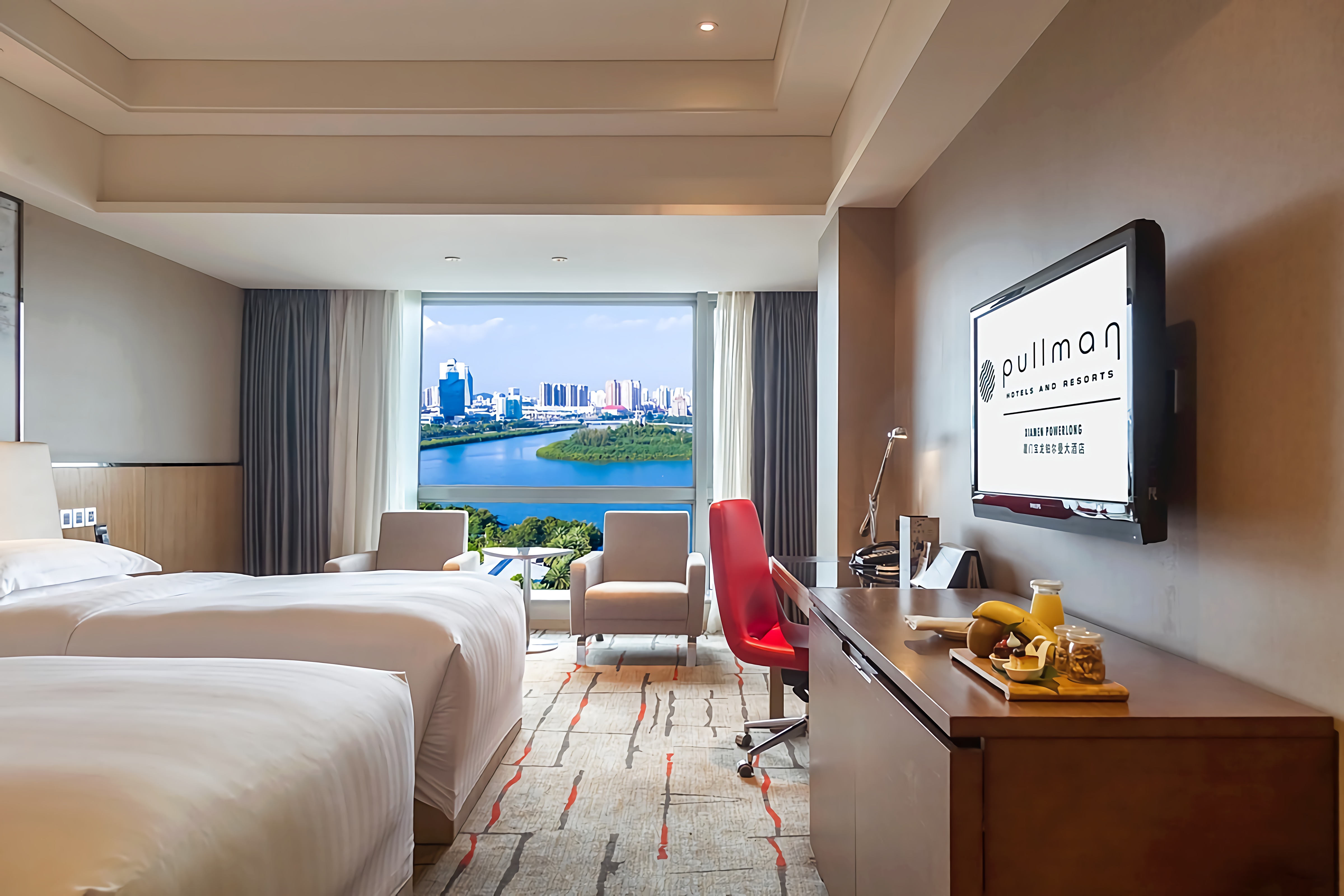 行政湖景双床房