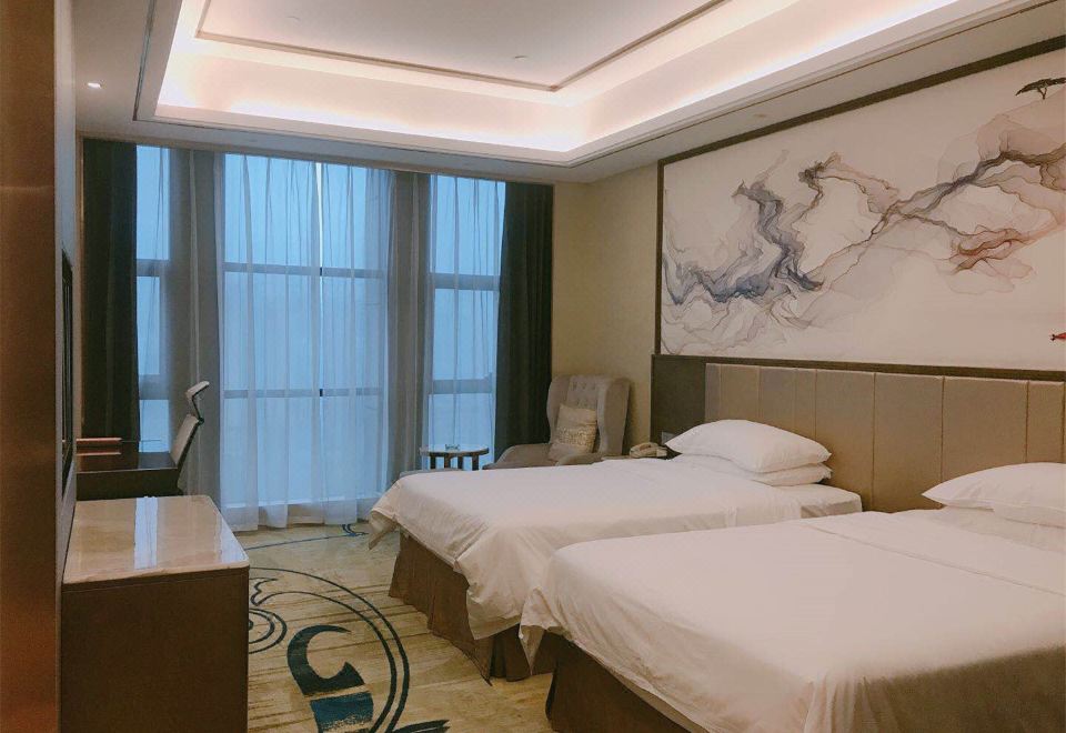 Deluxe Twin Room (High-Rise Night View Of Yong City + Comfortable Sleep Room)