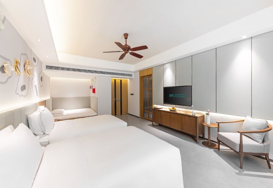Qiyue ResortFamily-Friendly Suite With One-Bedroom And One-Living Room (Two Beds + Tatami + Bathtub)