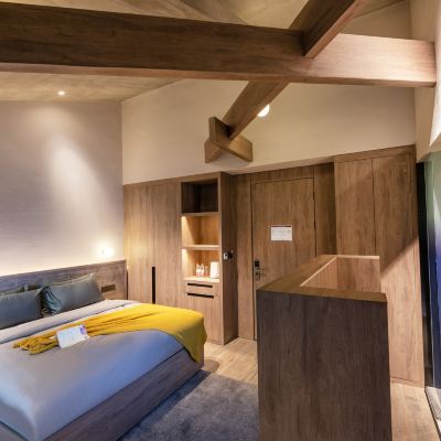 詫寂大床房（智能馬桶，小冰箱，投屏電視） 蘇州·璞宿飯店（觀前街拙政園店）優惠