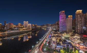 Freely Smart Riverview Hotel (Chongqing Jiangbeizui Financial City Store)