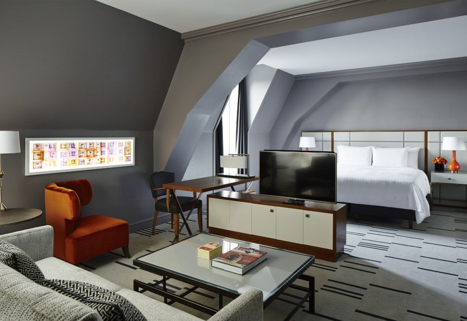 阳台套房（带泰晤士景观）